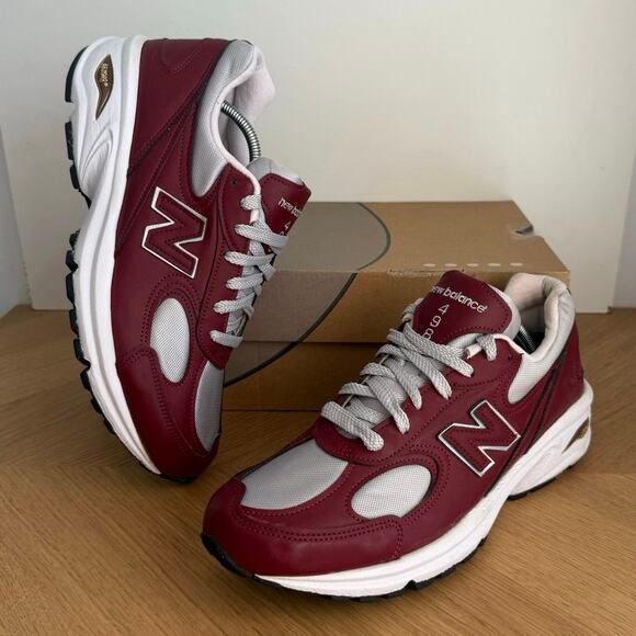 New Balance 498 V2 ‘Burgundy/White Men Sneakers- SZ 8 D main image 5